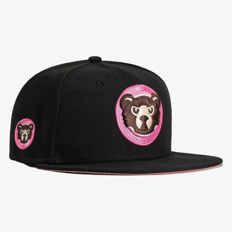 New Era x MLB Cookies and Cream 'Chicago Cubs Logo' 59Fifty Patch Fitted Hat Black / Pink